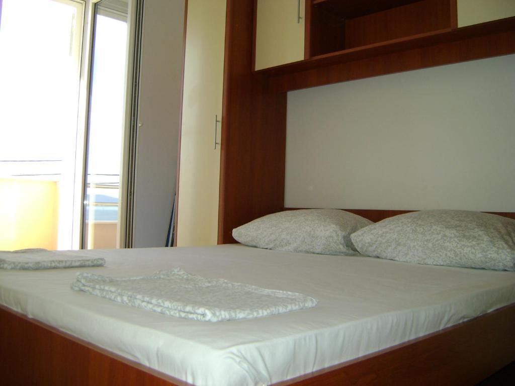 Apartments Maras Mimice Room photo